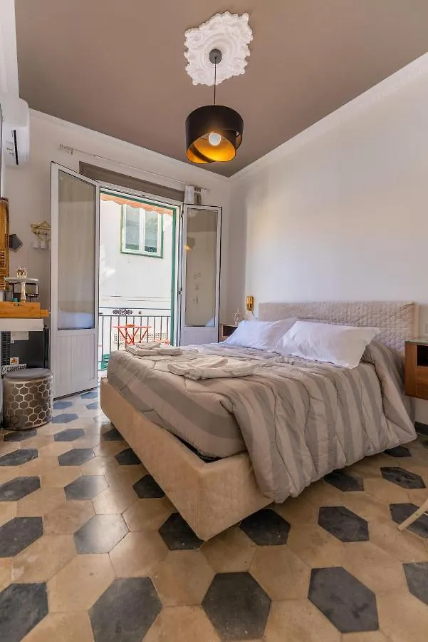 Regina Suite Palermo Guest house